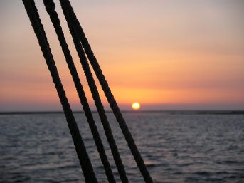 Sunset in the Faro river