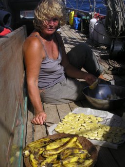 Jay slicing banana crisps