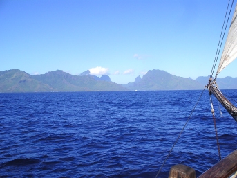 Approach to Moorea