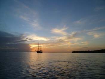 The rivers mouth, first evening's arrival